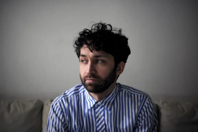 Cartel de Human 4y Relay Race Marco Shuttle B2b Polygonia B2b Ogazón B2b Rene Wise